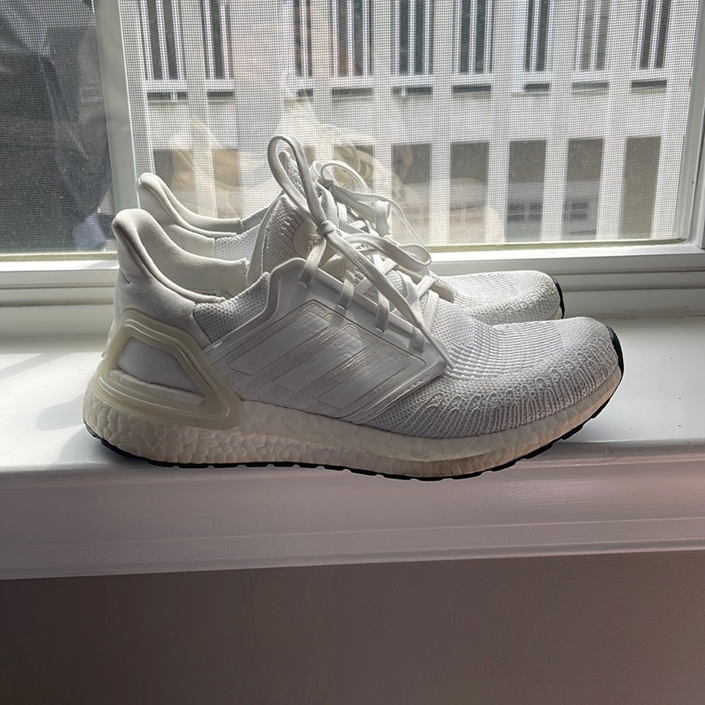Adidas ultraboost 20 running shoes size 8